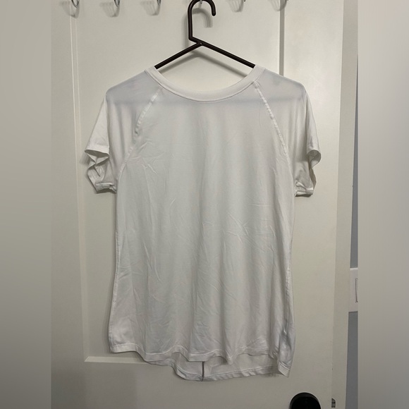 Plain white Champion T-Shirt (Medium). Slightly see-through - Picture 1 of 3
